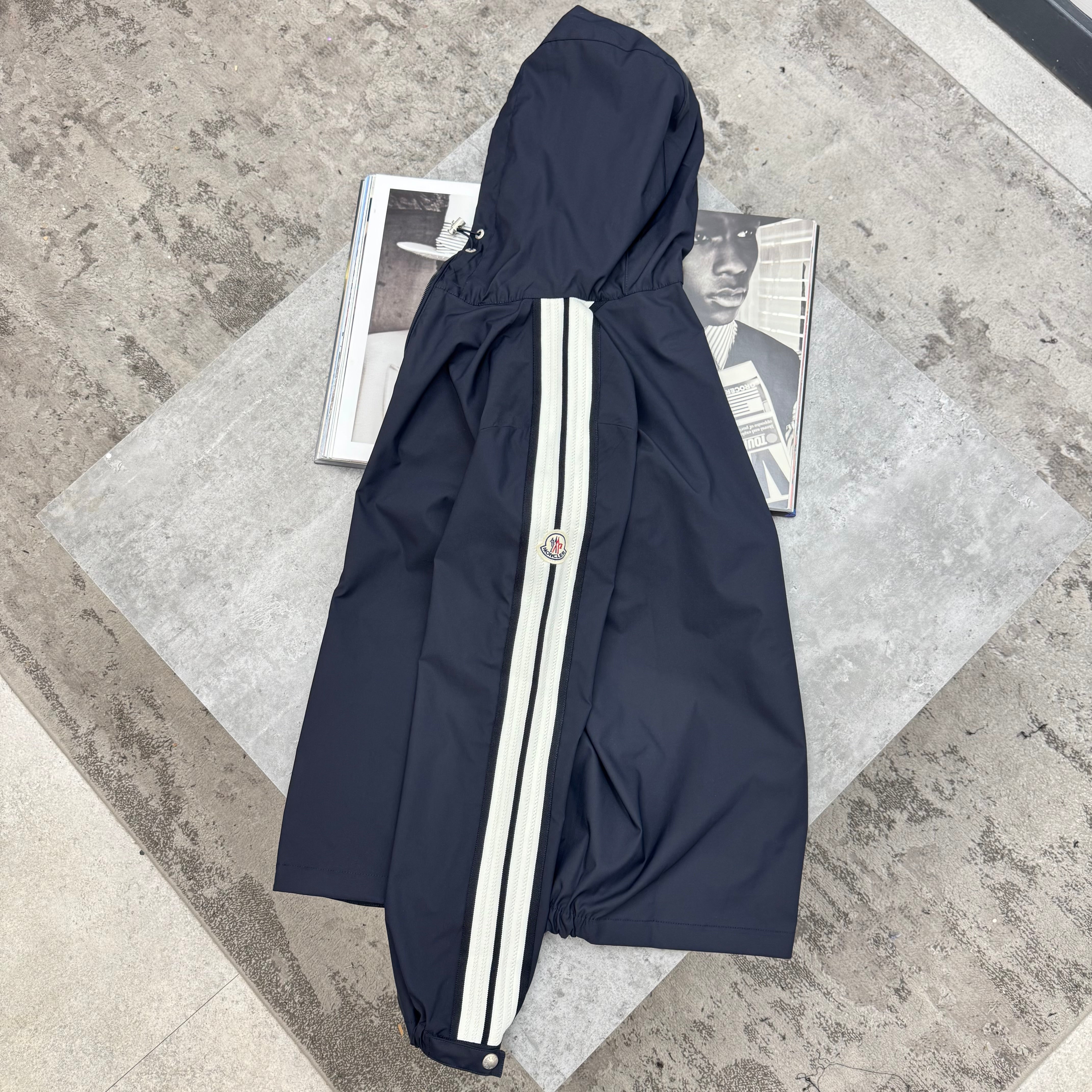 MNCLR - STRIPED WINDBREAKER - NAVY