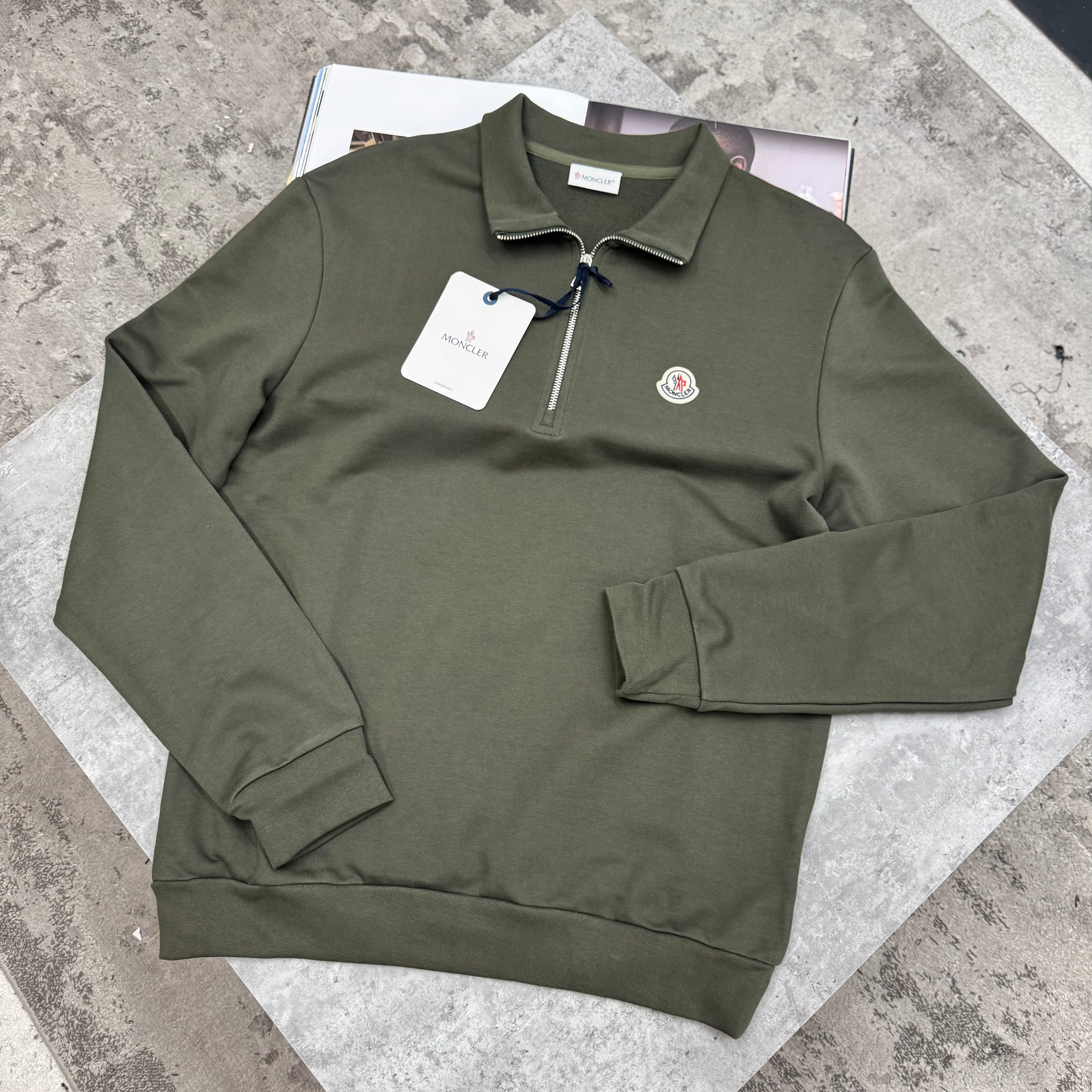 MNCLR - LOGO HALF ZIP JUMPER - KHAKI