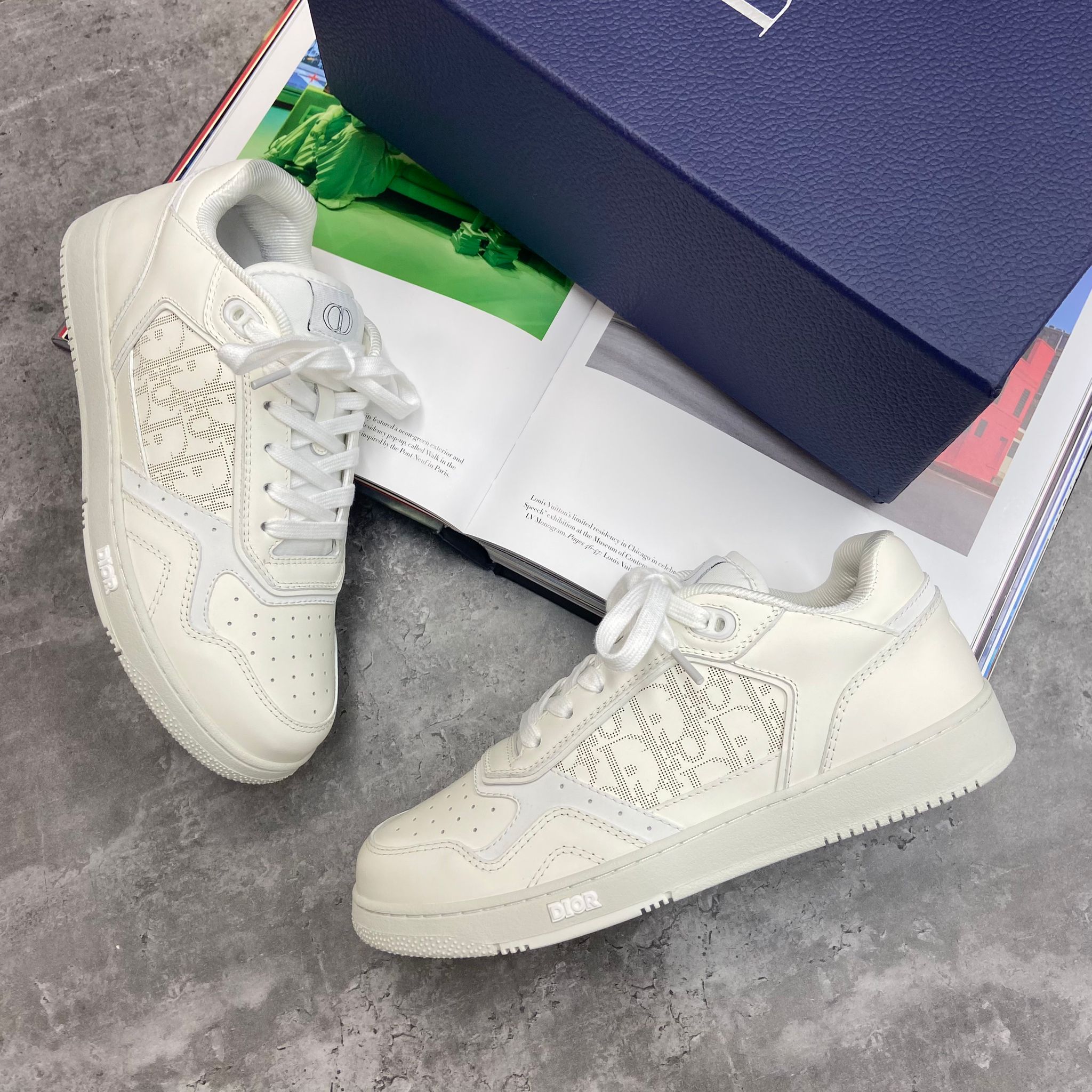 (PRE-ORDER) B27 - TRAINERS