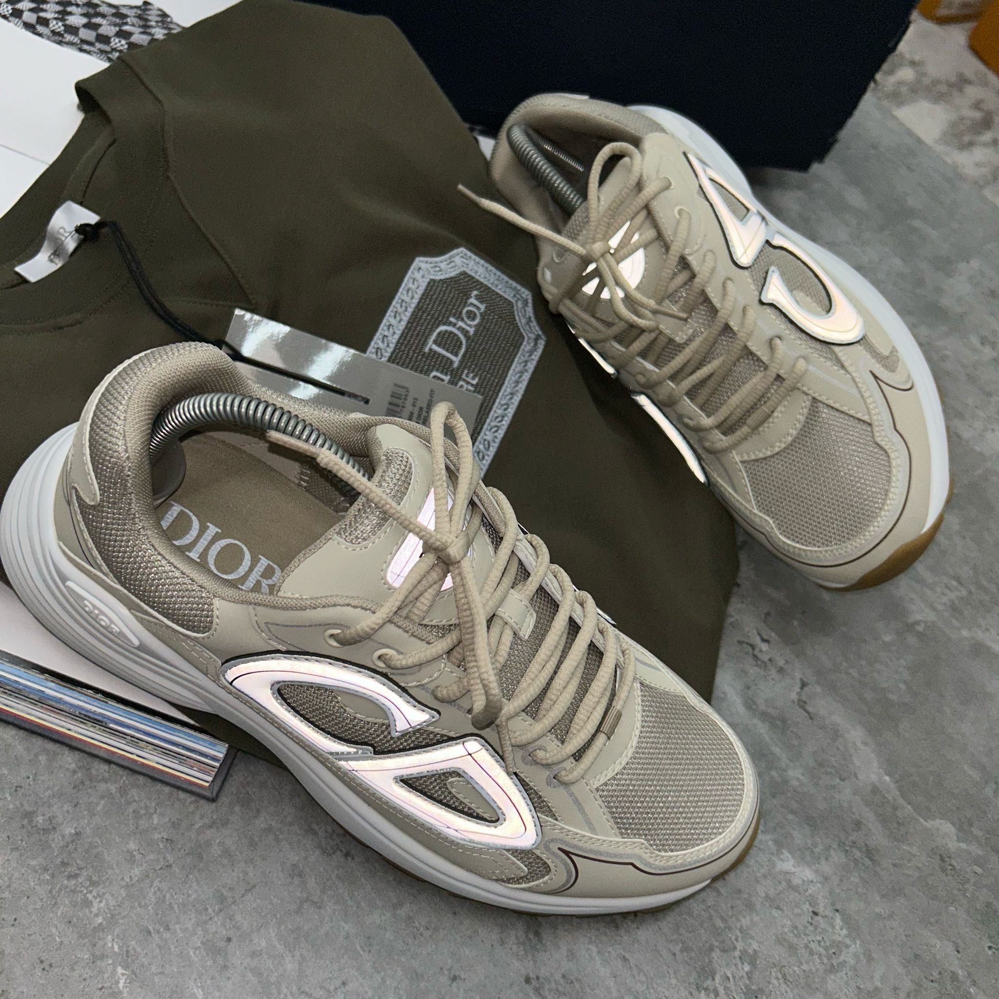 (PRE-ORDER) B30 - TRAINER - BEIGE