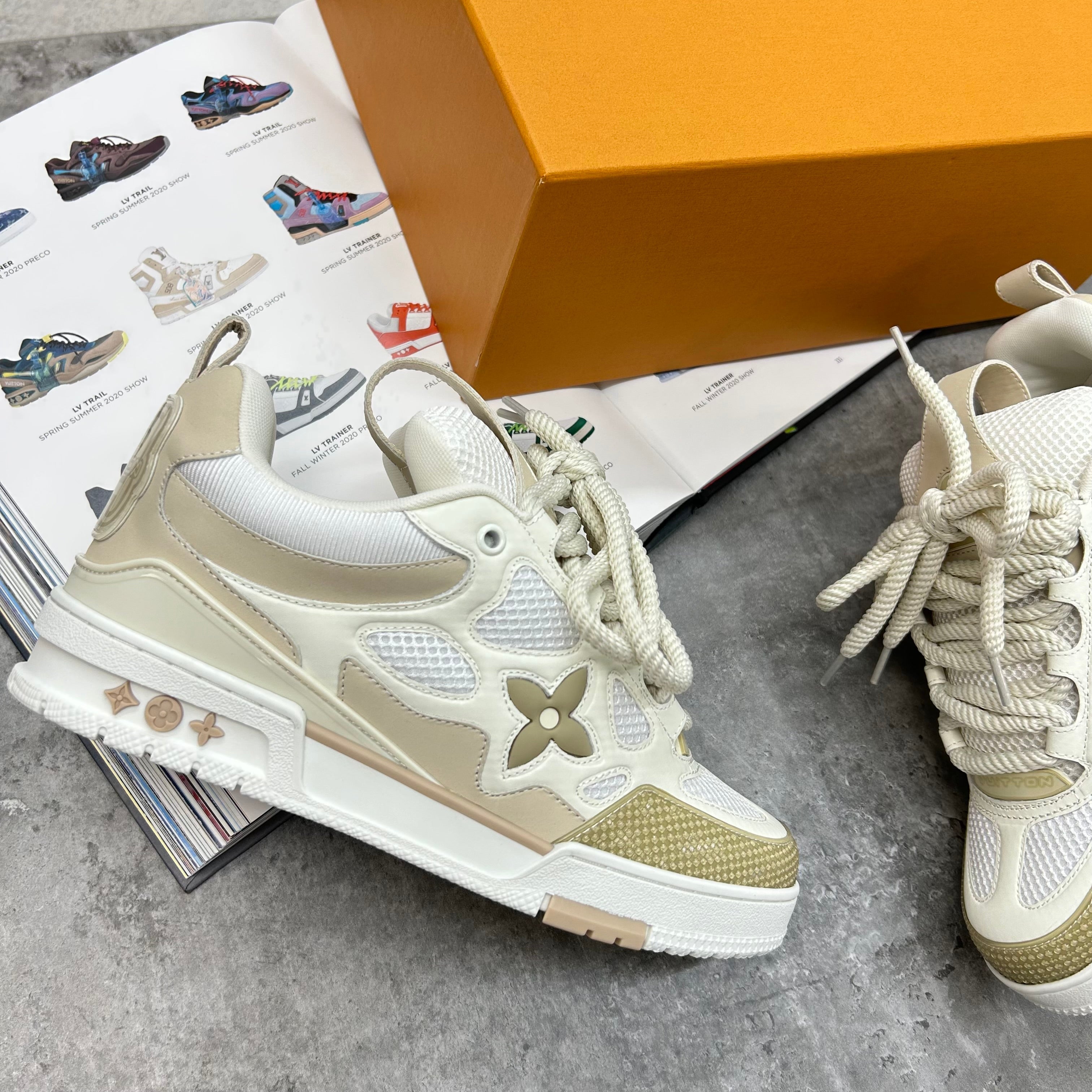 (PRE-ORDER) LVE - SKATES TRAINER - BEIGE