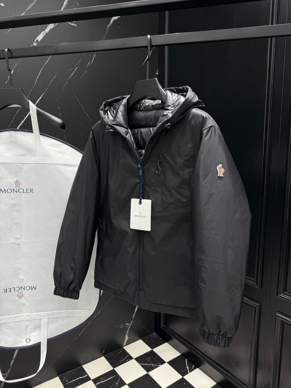 (PRE-ORDER) MNCLR - GRENOBLE REVERSIBLE COAT - BLACK