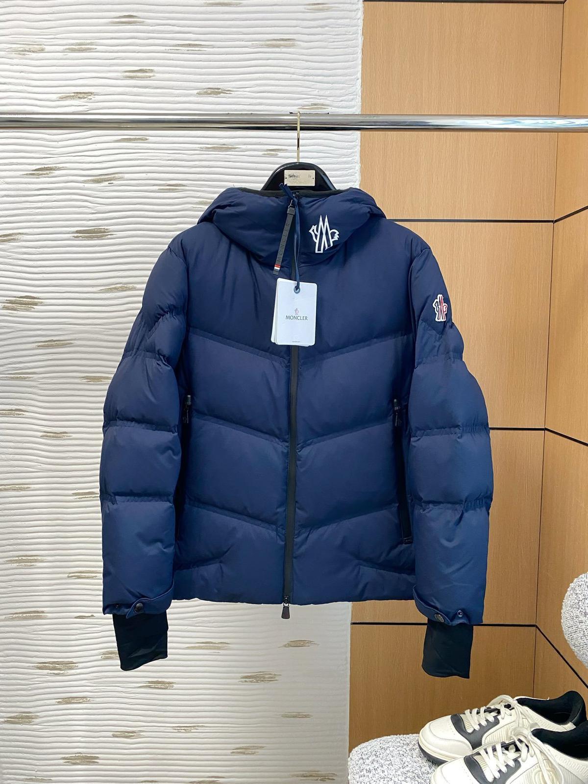 (PRE-ORDER) MNCLR - GRENOBLE COAT - BLUE
