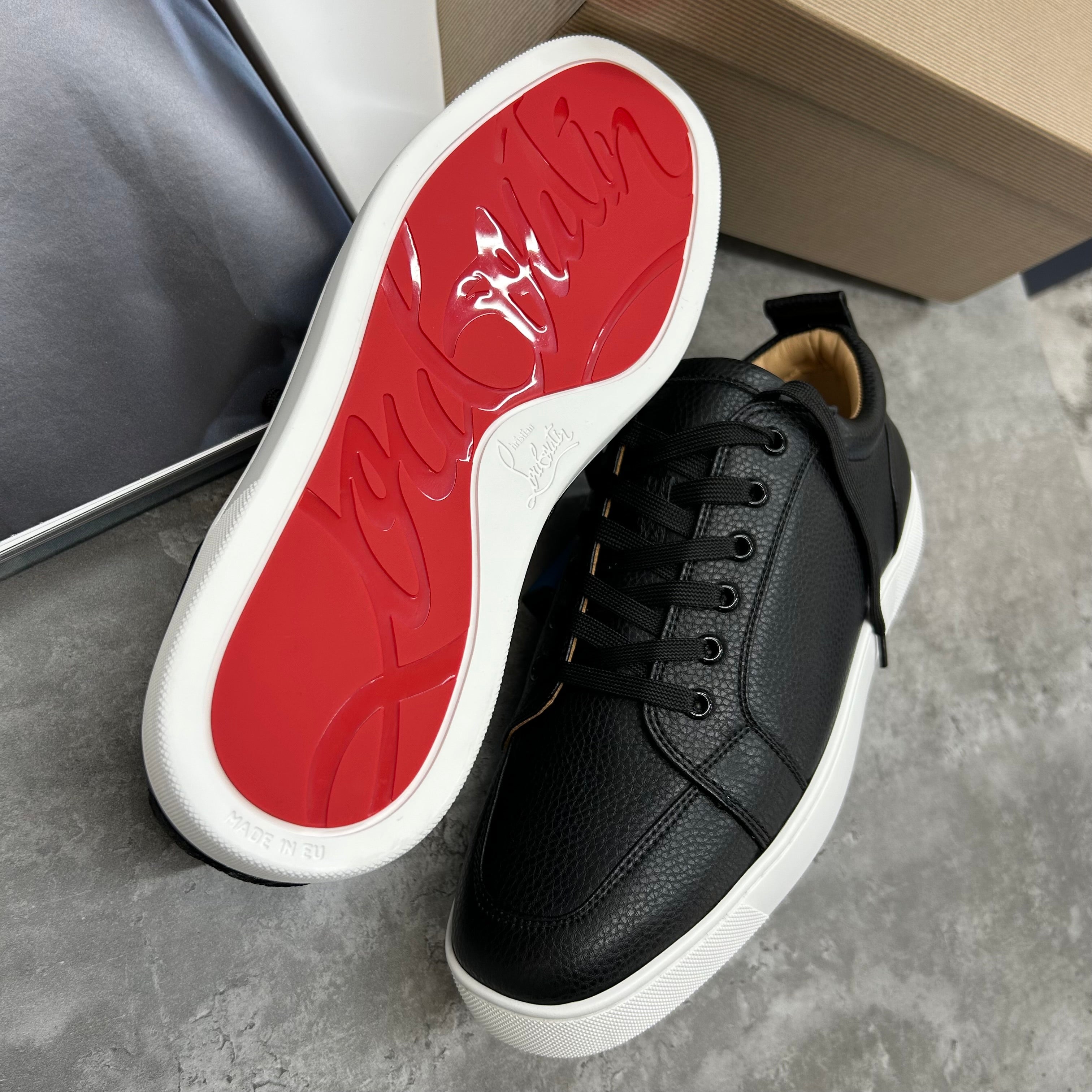 (PRE-ORDER) CL - TRAINER - BLACK