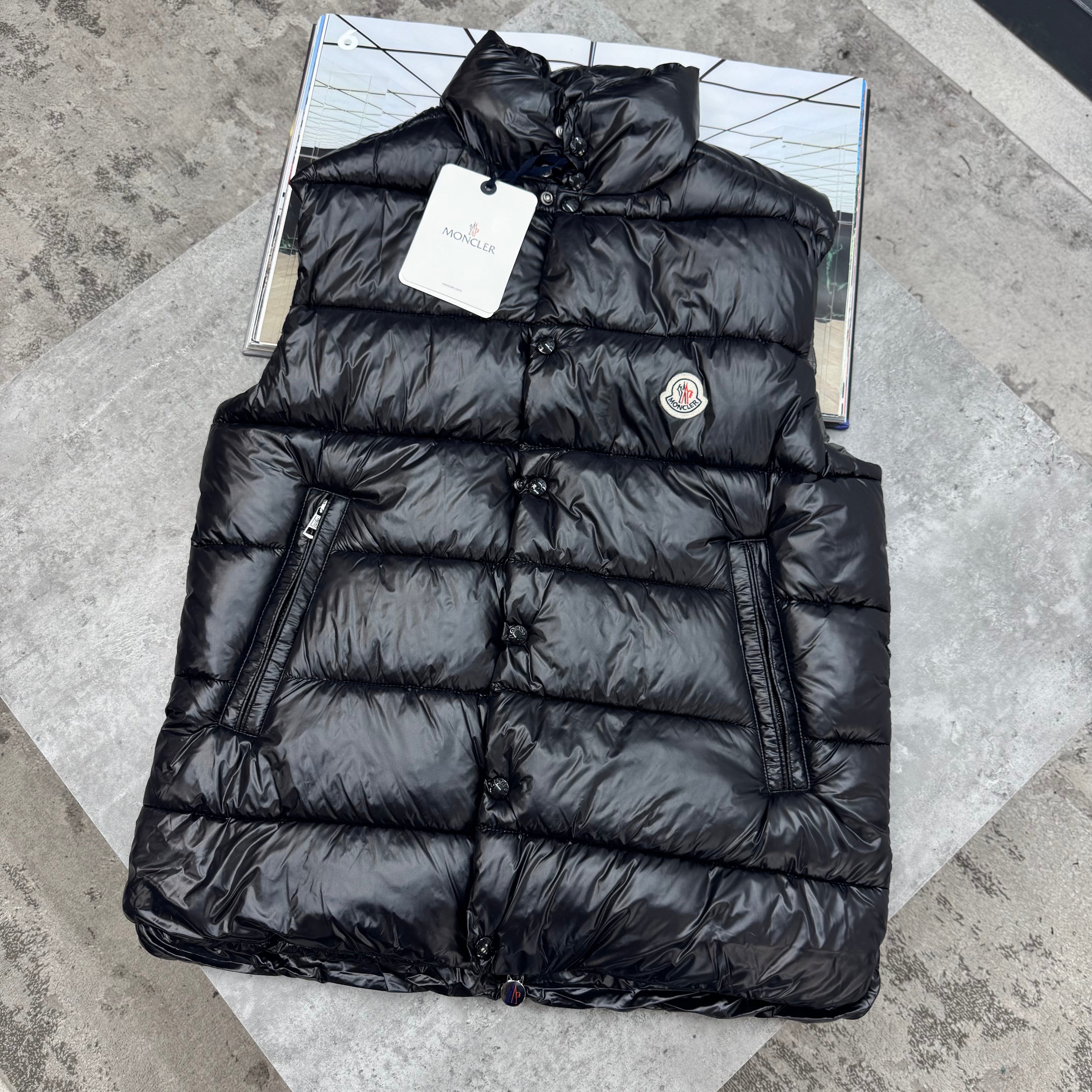 MNCLR - TIBB GILET - BLACK