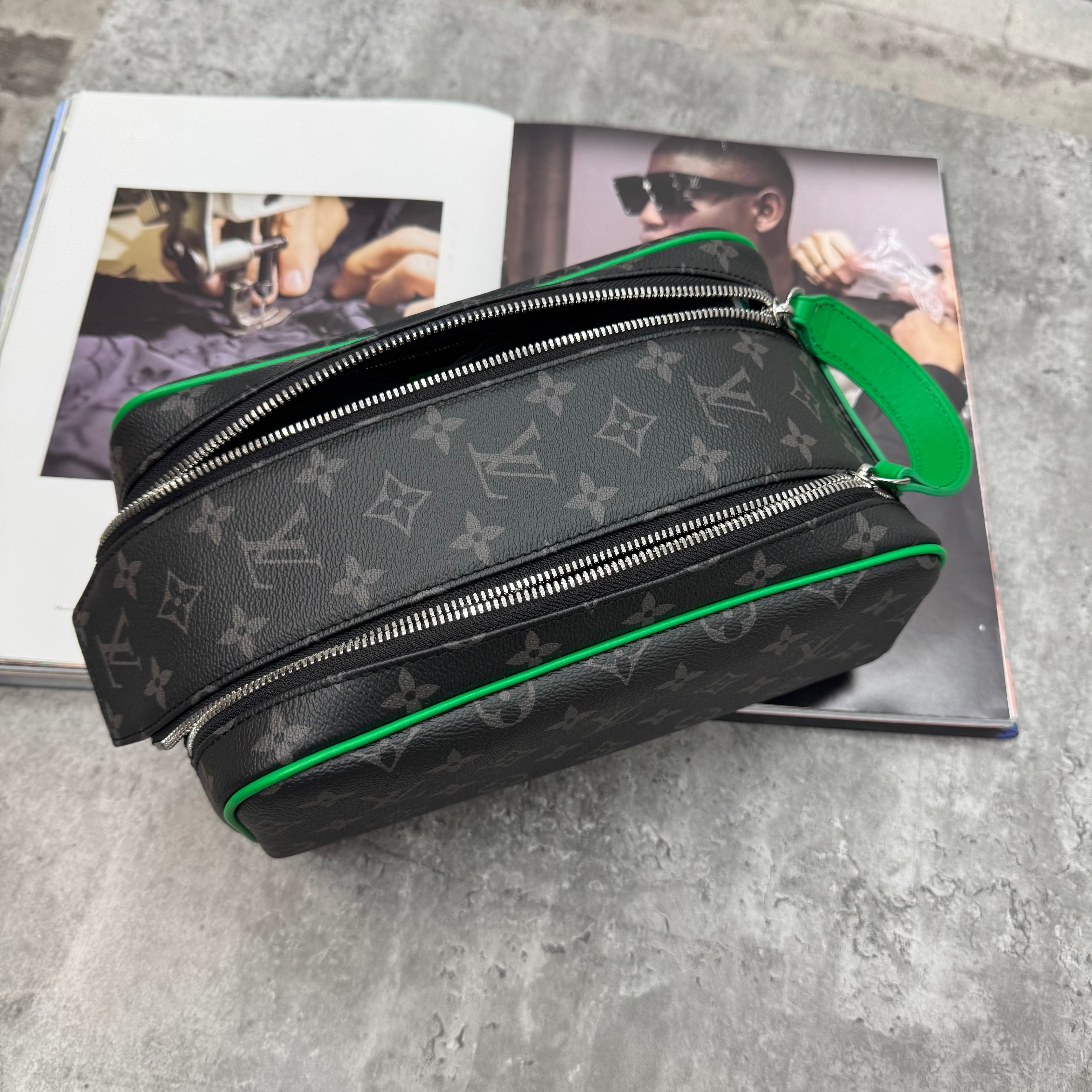 LVE - WASH BAG - GREEN