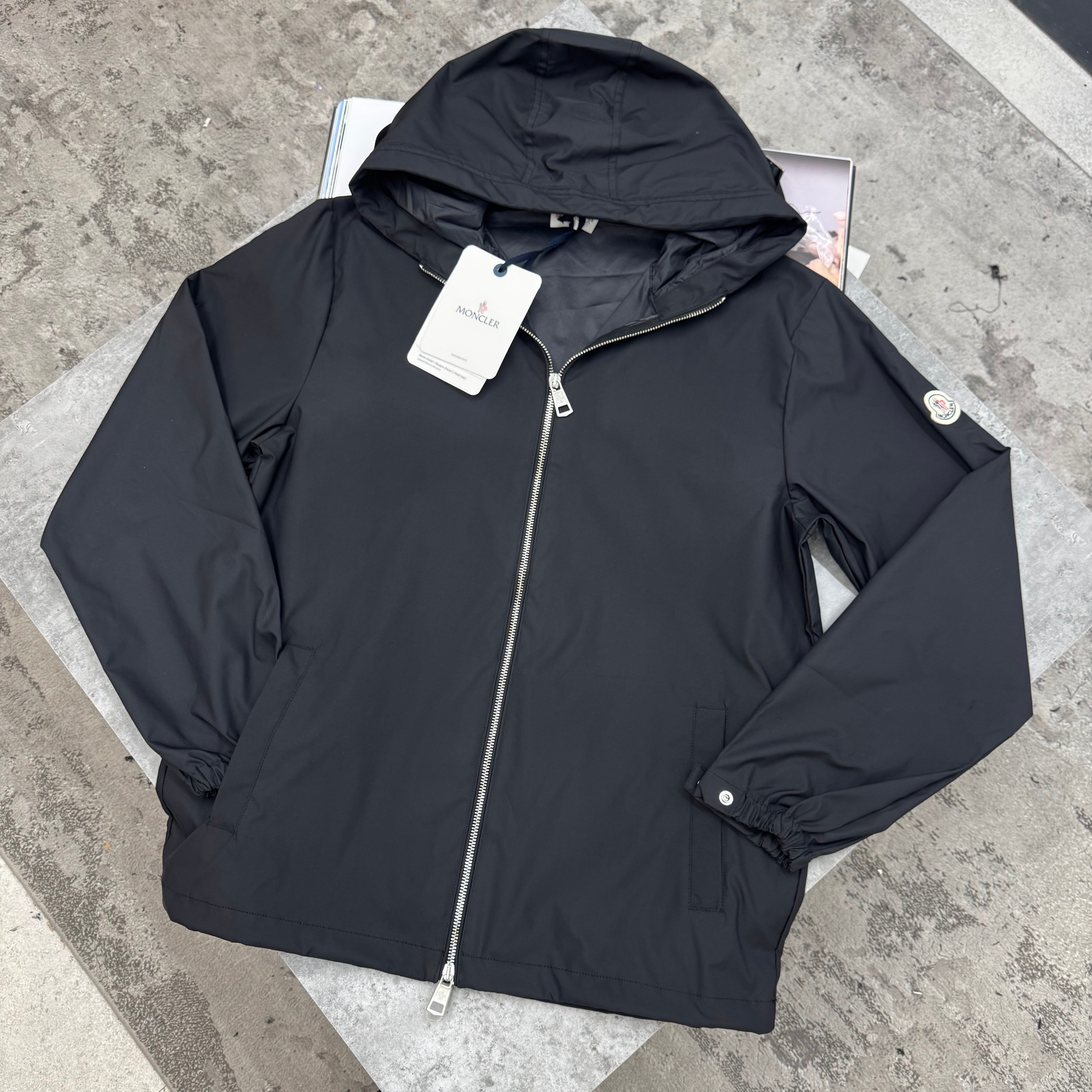 MNCLR - WINDBREAKER - BLACK