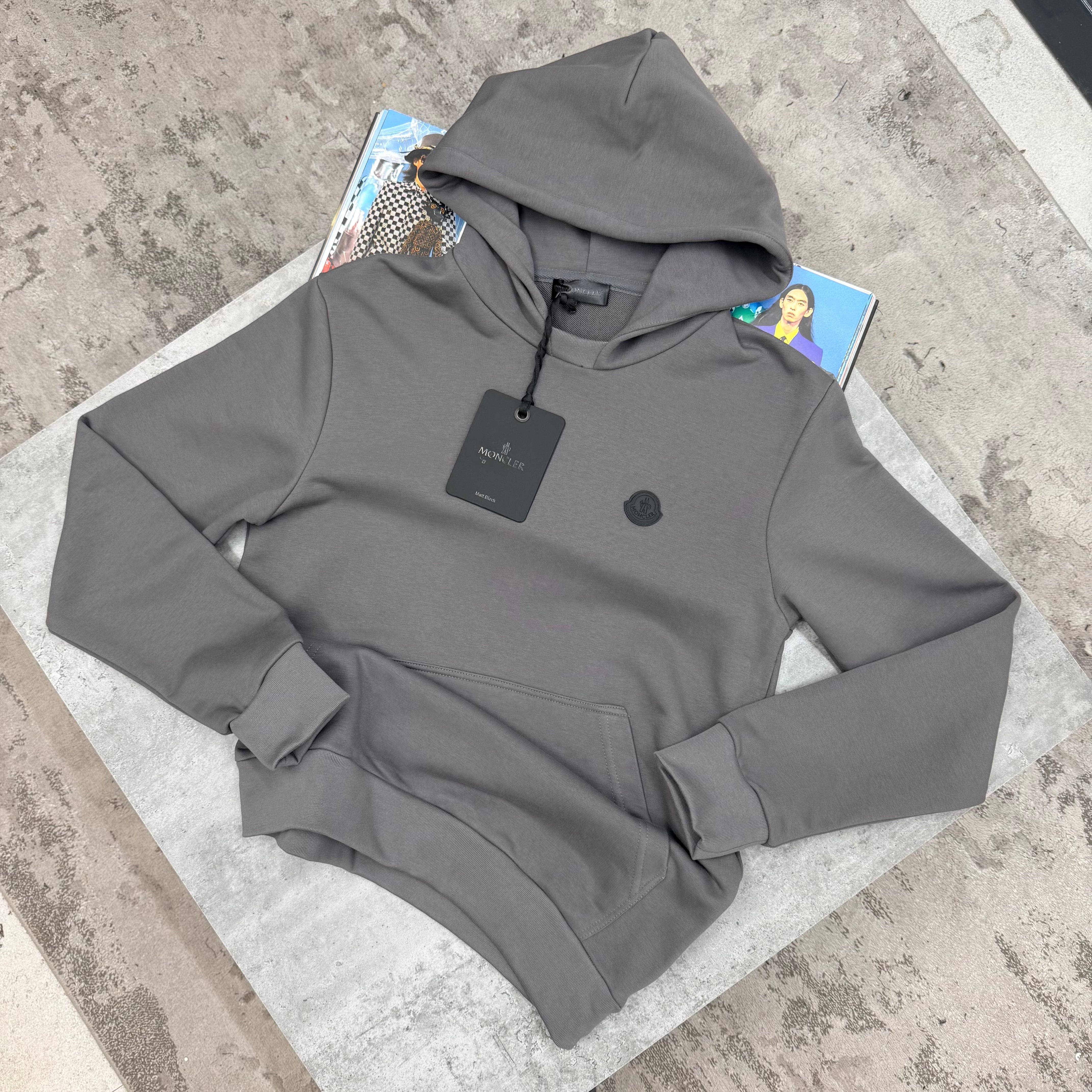MNCLR - BLACK BADGE HOODIE - CHARCOAL