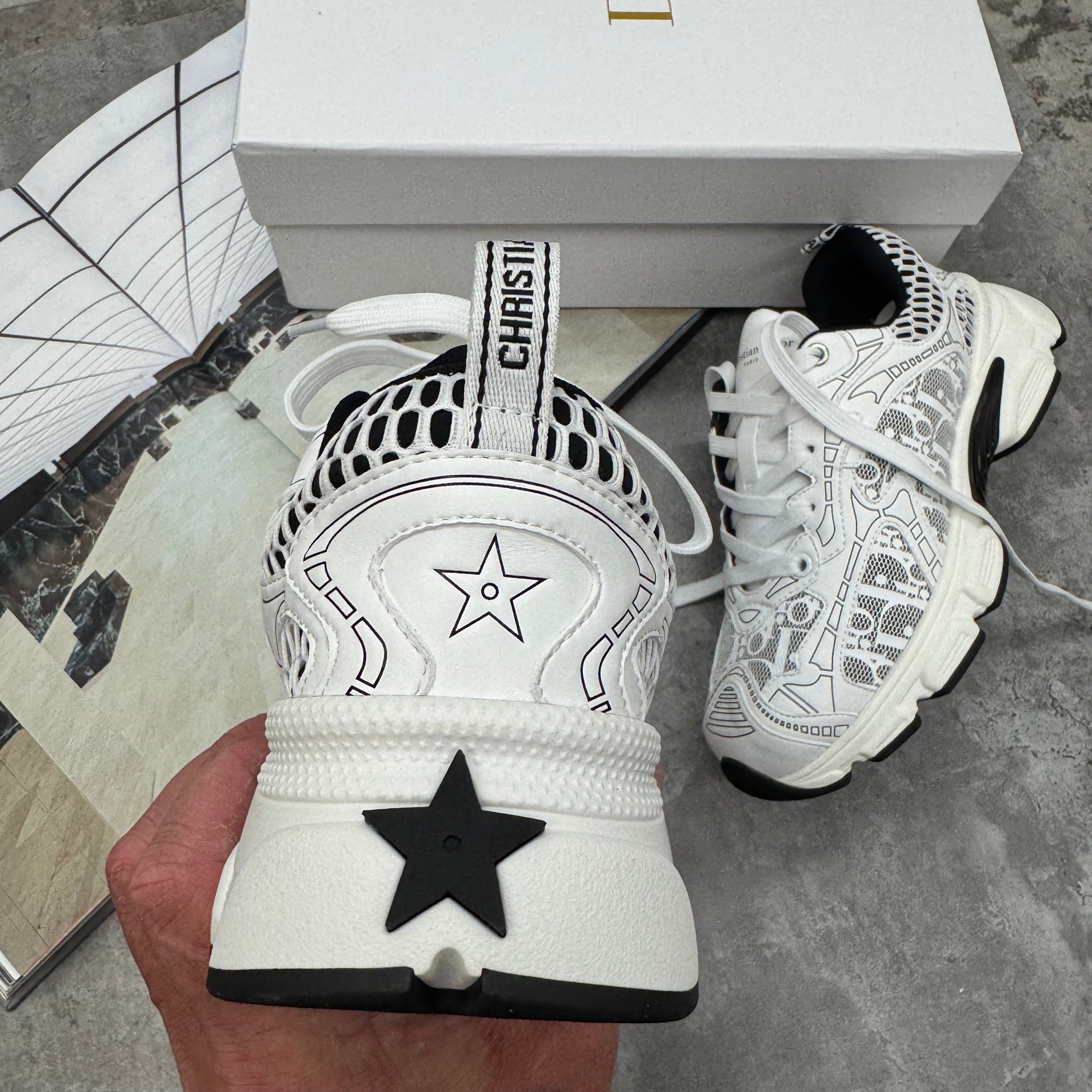 WOMENS CD VIBE TRAINER - WHITE