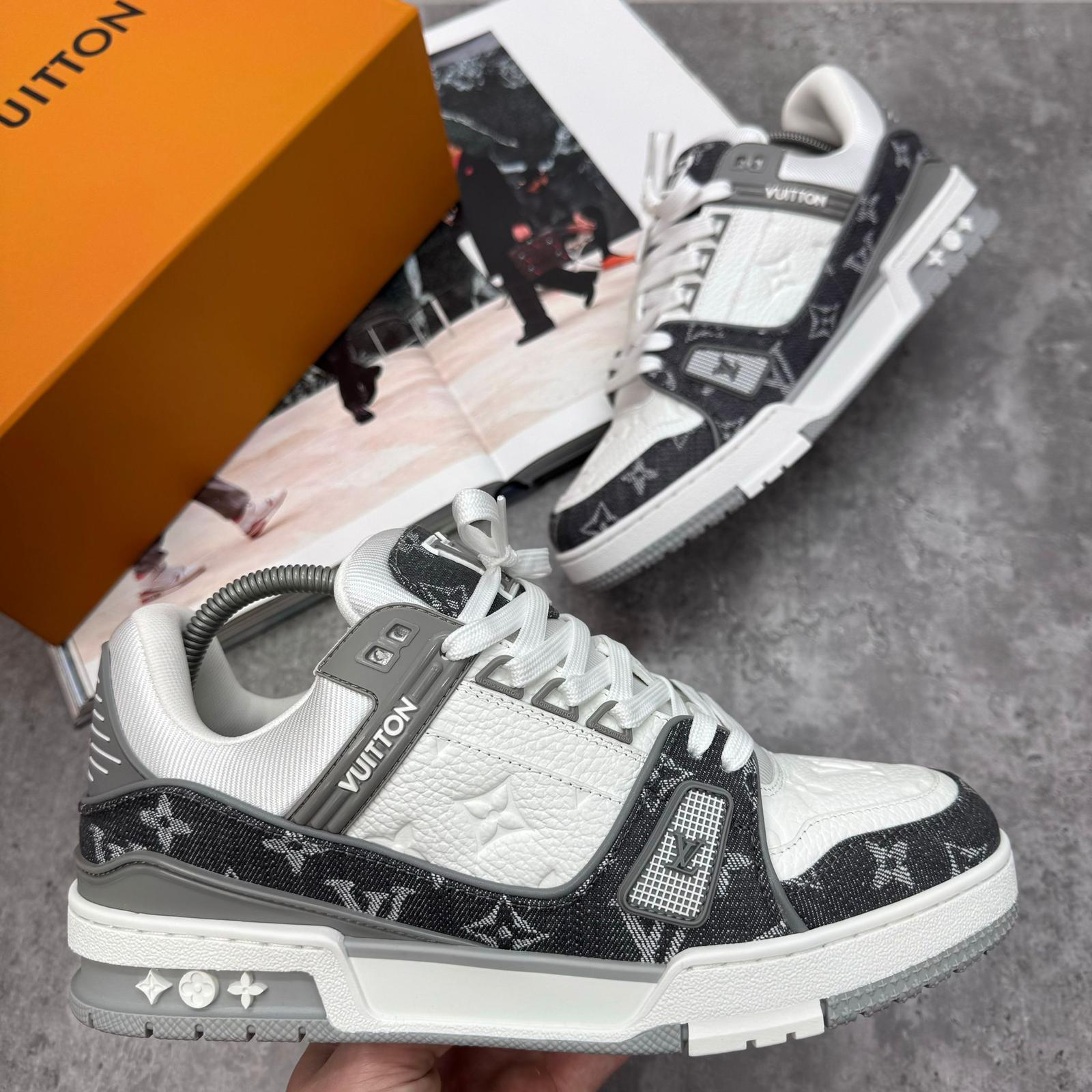 (PRE-ORDER) LVE - TRAINERS - GREY