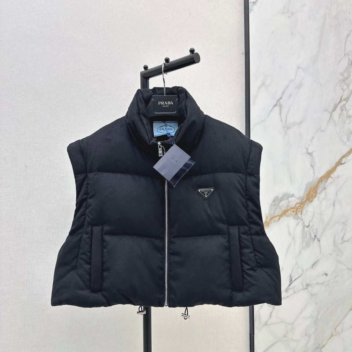 (PRE-ORDER) PDA - DETACHABLE WOMENS COAT - BLACK