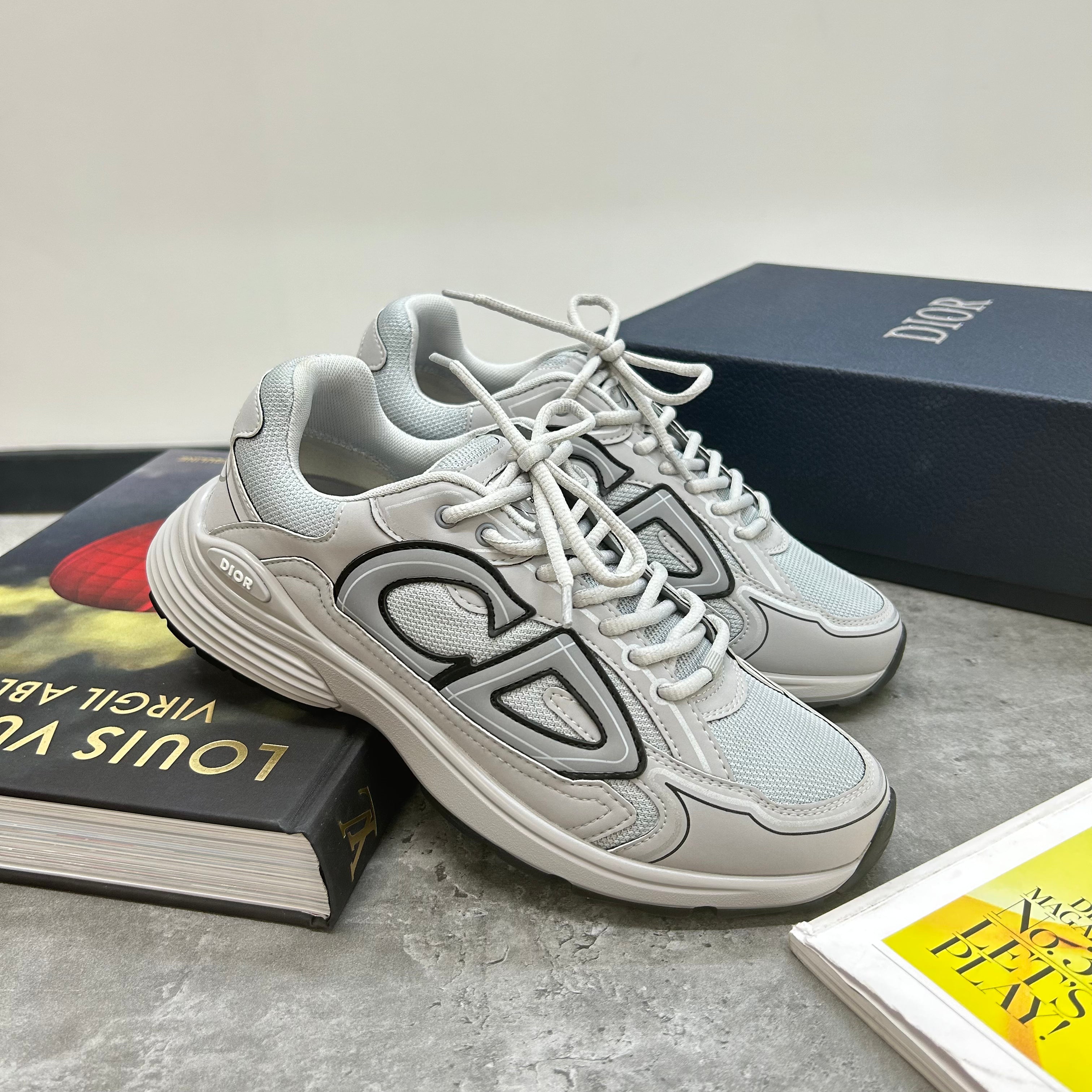 (PRE-ORDER) B30 TRAINER - GREY